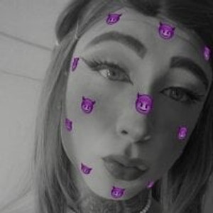mistress_queenxx webcam profile