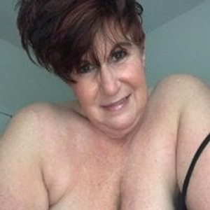 stripchat plusizebigbooty webcam profile pic via pornos.live
