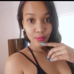 Cam Girl _MoniqueLovay_