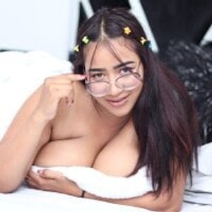 Cam girl sweets-tits