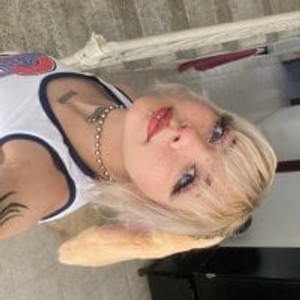 sexcityguide.com AliceDanger livesex profile in piercing cams