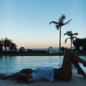 watchgirlcam.com LookattheSky livesex profile in erotic cams