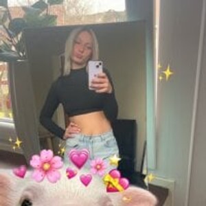 11SwedenBambi11 profile pic from Stripchat