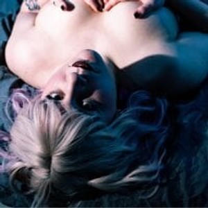 livesex.fan babyfangsx livesex profile in goth cams