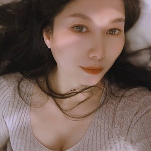 sleekcams.com xiaodan520 livesex profile in milf cams