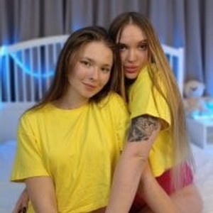 sleekcams.com TanaLiza livesex profile in lesbian cams