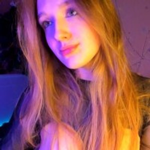 onaircams.com qonstantlyhorny livesex profile in public cams