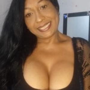 stripchat Perla_Sharid333 Live Webcam Featured On pornos.live