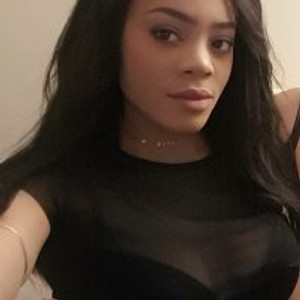 sexcityguide.com MiaMuffn livesex profile in deepthroat cams