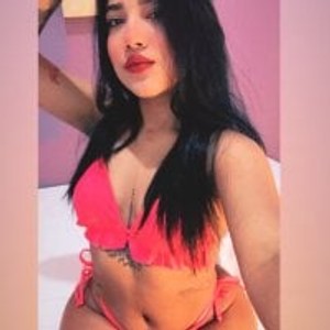 elivecams.com kriisyStar livesex profile in shaven cams