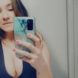 girlsupnorth.com SindySexxxy livesex profile in housewife cams