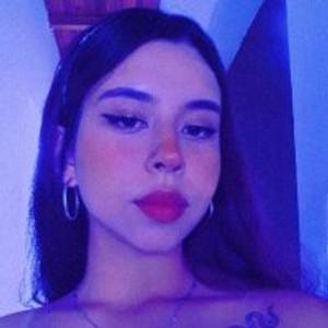 Cam Girl Lucy_Blousee