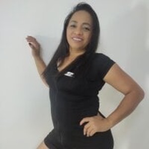 kathia_leah webcam profile - Colombian