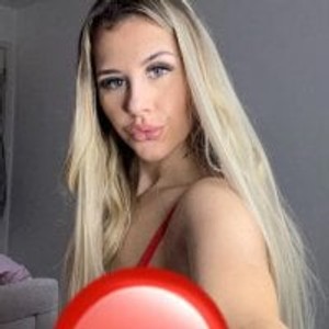 livesex.fan LucyTaylorz livesex profile in glamour cams