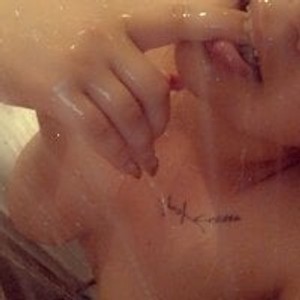 sexcityguide.com Yourslaveanna livesex profile in topless cams