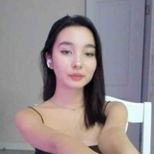 girlsupnorth.com ive_kitsun livesex profile in teen cams