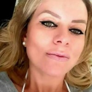 netcams24.com AlenaSchneider livesex profile in big tits cams