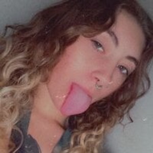 sleekcams.com stickyhoney4 livesex profile in blowjob cams