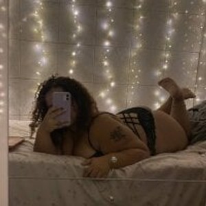 livesex.fan MillyOssy livesex profile in mobile cams