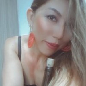 livesexr.com __catalina_ livesex profile in masturbation cams