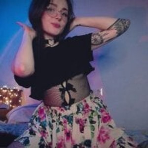 pornos.live IttyKitty livesex profile in cuckold cams