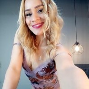 Cam Girl Kate_Gold