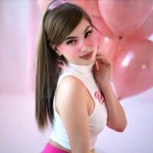 girlsupnorth.com SenoritaIsShy livesex profile in student cams