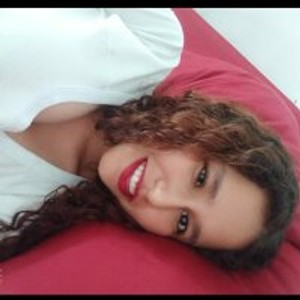 gonewildcams.com Adriiiana_ livesex profile in bigass cams