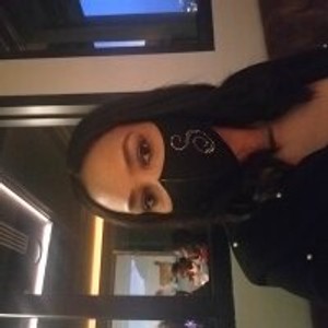 sexcityguide.com SexxyRed livesex profile in lovense cams