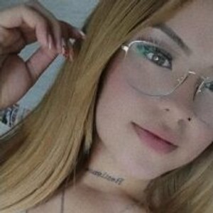 stripchat desire-blonde Live Webcam Featured On livesex.fan