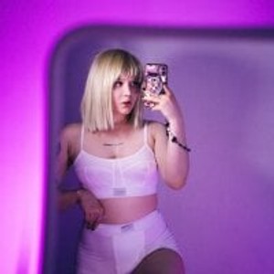 gonewildcams.com cyber_whore_ livesex profile in goth cams