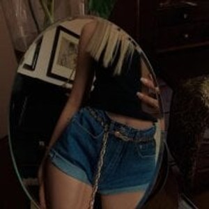 free6cams.com ElsaMails livesex profile in young cams