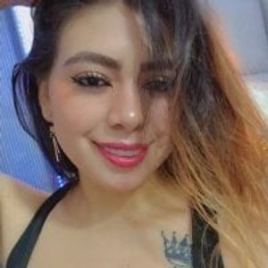 LindaMancini webcam profile - Colombian