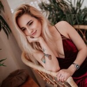 sexcityguide.com spacebaejess livesex profile in tattoos cams